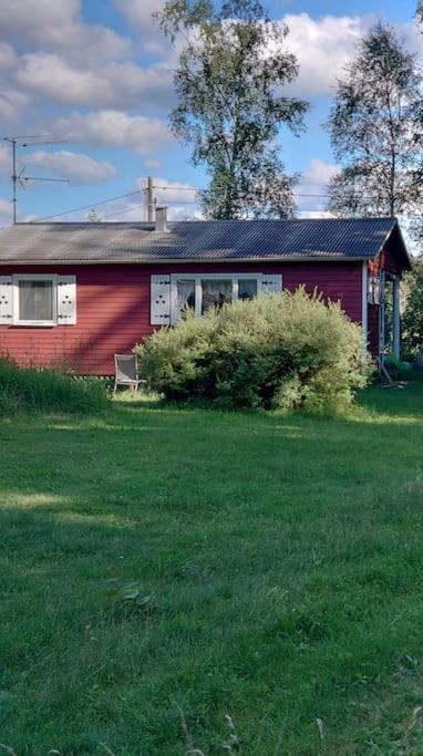 Stuga Vad Vatten Åsarp Esterno foto