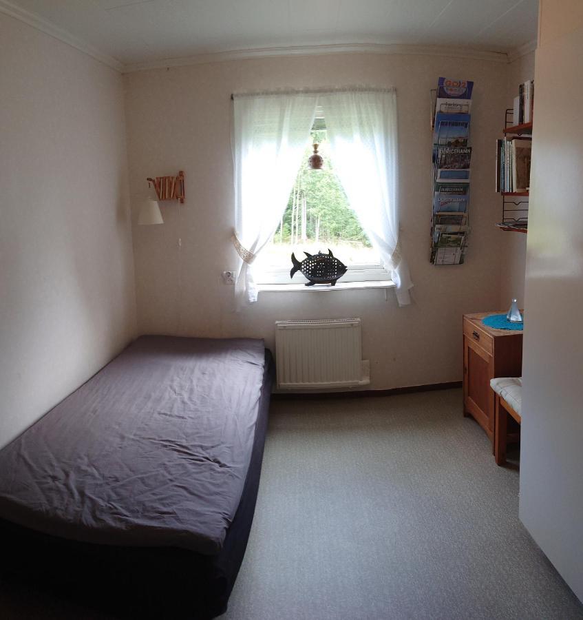 Stuga Vad Vatten Åsarp Esterno foto