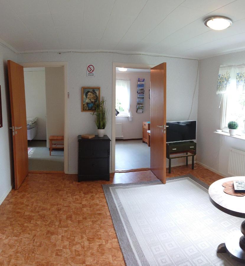 Stuga Vad Vatten Åsarp Esterno foto